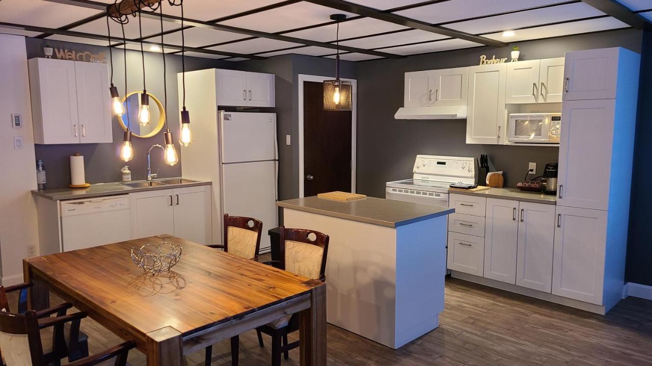 Condo-Chalet De La Vallee D'Edouard LʼAnse-Saint-Jean Buitenkant foto